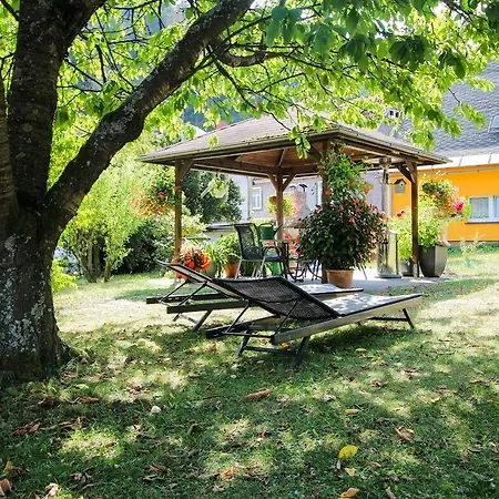 ゲストハウス Haus Sonnenwalde - Familie Ruhe 3*